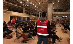 Erzurum'dan Afganistan uyruklu 227 düzensiz göçmen ülkelerine gönderildi