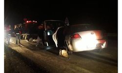 Isparta'da kamyonet ile otomobilin çarpıştığı kazada 1 kişi öldü, 3 kişi yaralandı