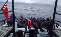 İzmir açıklarında 40 düzensiz göçmen kurtarıldı