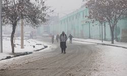 Afganistan'da dondurucu soğuklarda yaşamını yitirenlerin sayısı 176'ya çıktı