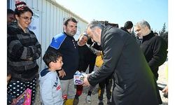 Bursa Büyükşehir Belediyesince Hatay'da yaptırılan konteynerlere depremzedeler yerleşmeye başladı