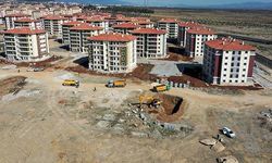 Nurdağı ve İslahiye'de ilk etapta yapılacak 855 konut için ilk kazma vuruldu