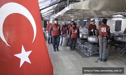 Türk Kızılay, Diyarbakır'da günde 40 bin sıcak yemek dağıtıyor