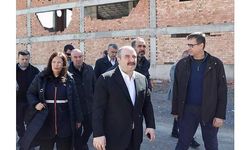 Bakan Varank, Kahramanmaraş'ta ziyaretlerde bulunup esnafın sorunlarını dinledi