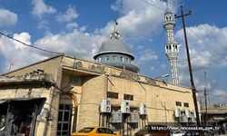 Kerkük camilerinde Türkiye'deki depremzedeler için dua edildi