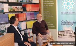 Yazar Mustafa Kutlu, Başakşehir'de adının verildiği kütüphanede öğrencilerle buluştu