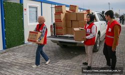 Ağrı'daki okullarda depremzedeler için toplanan erzak Kahramanmaraş'a ulaştırıldı