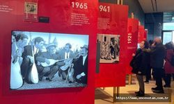 Aşık Veysel'in aile fotoğrafları ve hayatı AKM'de sergileniyor