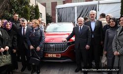 Bakan Varank Sultanbeyli'deki programlarına Togg T10X ile geldi