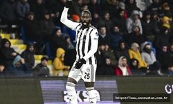 Beşiktaş, Arthur Masuaku'nun bonservisini aldı