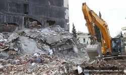 Kahramanmaraş'ta bina yıkım ve enkaz kaldırma çalışmaları 17 mahallede devam edecek