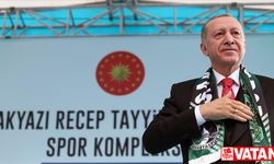 Cumhurbaşkanı Erdoğan: Ev kadınlarımızın emekliliğine, priminin 3'te birini ödeyerek destek vereceğiz