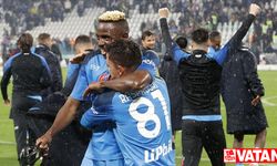 Serie A'da lider Napoli, Juventus'u yenerek zirvede arayı açtı