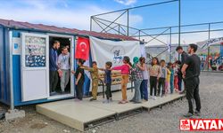 Malatyalı depremzede çocuklar, "gönüllü" akademisyenler ve öğrencilerle hayata tutunuyor
