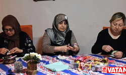 Bilecikli kadınlar kullanılmayan el dokuması kumaşları takıya dönüştürüyor