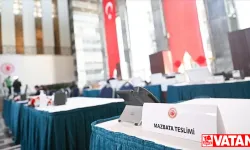 TBMM'de kayıt işlemi renkli görüntülere sahne oldu
