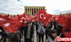 19 Mayıs etkinlikleri kapsamında vatandaşlar Anıtkabir'i ziyaret etti