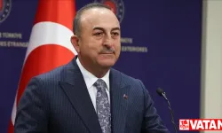 Çavuşoğlu, Türkiye'nin Hartum Büyükelçiliği personelinin Port Sudan'a ulaştığını bildirdi