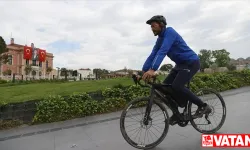 Fransa'dan bisikletle hacca gitmek için yola çıkan Fas asıllı Fransız yazar Türkiye'de