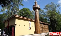 Sakarya'da yenilenen 700 yıllık tarihi cami ibadete açıldı
