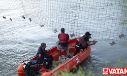 Munzur Çayı'nda kaybolan 3 kişinin bulunması için suya çelik ağlar yerleştirildi