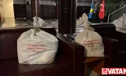 Kazakistan’dan oy pusulaları diplomatik kuryelerle Türkiye’ye gönderildi