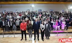 Cumhurbaşkanı Erdoğan, Rami Kütüphanesi'nde gençlerle buluştu