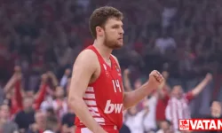 Olympiakos'tan Sasha Vezenkov, THY Avrupa Ligi'nde sezonun MVP'si oldu