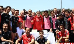 Beşiktaş, Şenol Güneş’in doğum gününü antrenmanda kutladı
