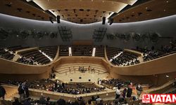 Riff Cohen Ankara'da konser verecek