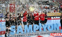 Hentbol Kadınlar Süper Lig play-off final serisinde Kastamonu Belediyespor şampiyon oldu
