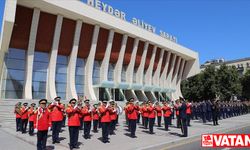 Azerbaycan'da Silahlı Kuvvetler Günü dolayısıyla askeri yürüyüşler yapıldı