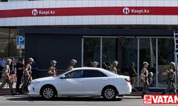 Kazakistan’da rehin alınan banka çalışanları kurtarıldı