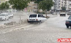 Kırşehir'de sağanak hayatı olumsuz etkiledi