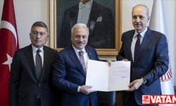 AK Parti'li Numan Kurtulmuş, Meclis Başkanı adaylık başvurusunu TBMM Başkanlığına sundu