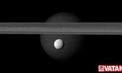 Satürn'ün uydularından Enceladus'ta fosfor bulundu
