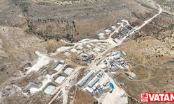 Gaziantep'in Nizip ilçesinde deprem konutları yükseliyor