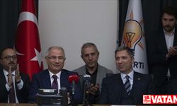 Efkan Ala görevini Zafer Sırakaya'ya devretti