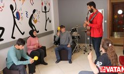 Samsun'da özel öğrenciler müzikle hayatlarını kolaylaştıracak beceriler ediniyor
