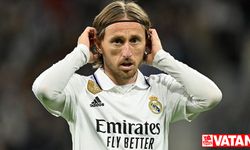 Real Madrid, 37 yaşındaki Modric'in sözleşmesini bir yıl uzattı