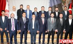 Sivasspor'da Mecnun Otyakmaz yeniden başkan seçildi