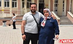 Hakkari'de anne oğul YKS heyecanını birlikte yaşadı