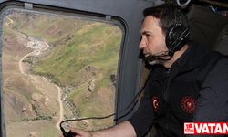 Bakan Bayraktar, Şırnak'ta petrol sahasını havadan inceledi