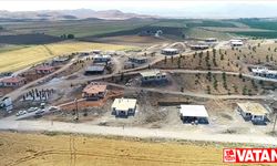Kahramanmaraş'ın Türkoğlu ilçesinde köy tipi afet konutlarının yapımı sürüyor