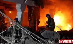 Dnipro: Rus füzeleri apartman ve güvenlik hizmet binasını vurdu