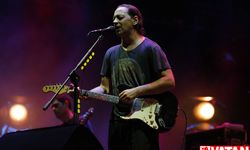 Binlerce Hayranı Duman Konserine Akın Etti