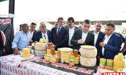 Başkan Bozkurt, Göle Kültür ve Kaşar Festivali’ne gitti