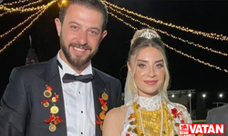 Yüksekova'da aşiret düğününde dudak uçuklatan takı takıldı