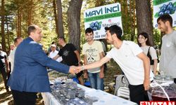 İznik Maviyemiş Festivali’ne yoğun ilgi