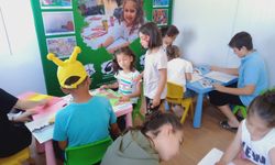 Pınar Çocuk Resim Atölyesi, 20 çadır kentte binlerce çocukla bir araya geldi